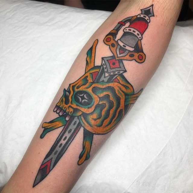 Traditional Style Dagger Tattoo 14 Traditional Style Dagger Tattoo 14